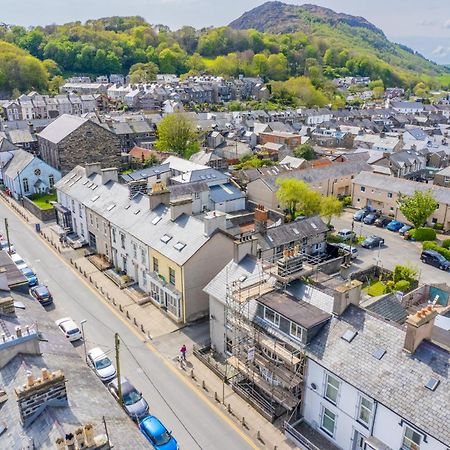 Snowdon House, 8 Bedrooms, Sleep 16, Close To Blackrock Sand Porthmadog Exterior foto