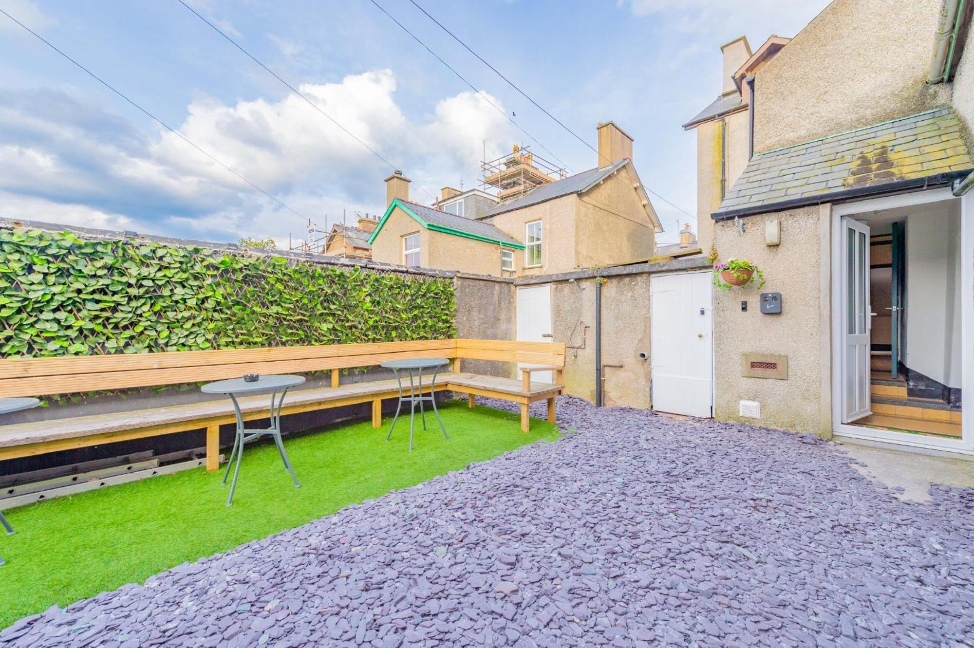 Snowdon House, 8 Bedrooms, Sleep 16, Close To Blackrock Sand Porthmadog Exterior foto